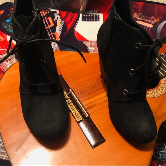 Cute Black Ankle Booties by A2 Aerosols - Picture 3 of 11